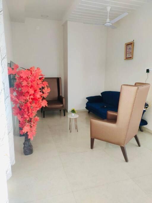 Lavish 3Bhk Villa F2 - Private Pool - The Heaven Pālghar Extérieur photo